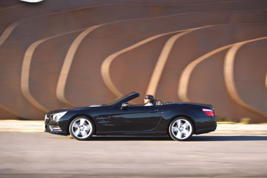  Mercedes-Benz SL500 2013 года  (фото 5 из 19)